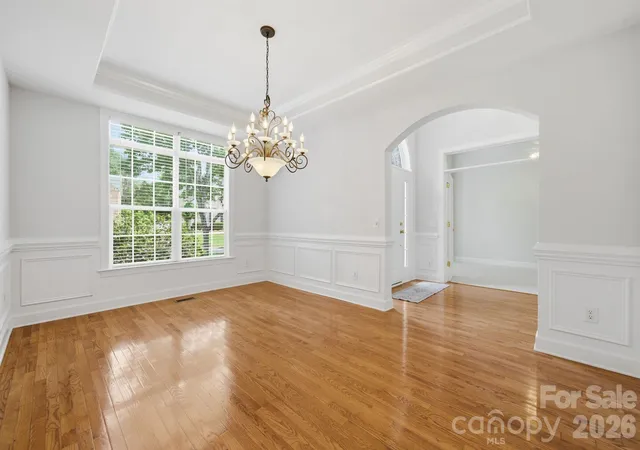 Photo 4 of Single family home for sale at 8719 Beaminster Pl, Waxhaw, NC 28173 | MLS# 4390694 | Listing updated on 2026-09-25