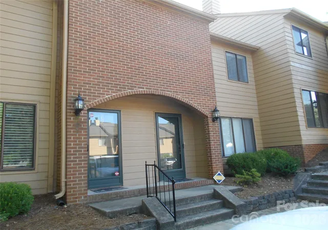 Homes for sale in Statesville, NC | 407 E Broad St #C3, Statesville, NC 28677 | MLS# 4390712