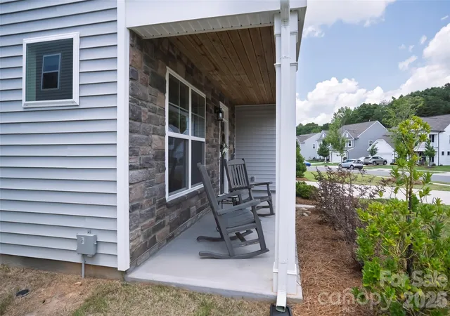 Photo 3 of Single family home for sale at 2313 Windley Dr, Gastonia, NC 28054 | MLS# 4390763 | Listing updated on 2026-09-09