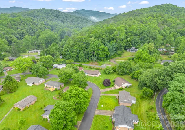 Homes for sale in Brevard, NC | 182 Resada Dr, Brevard, NC 28712 | MLS# 4390799