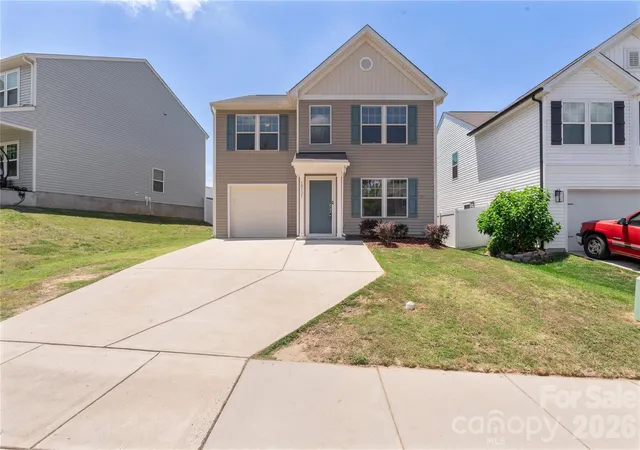 Photo 2 of Sale Pending at 10131 Holly Park Dr, Charlotte, NC 28214 | MLS# 4390811 | Listing updated on 2026-09-02