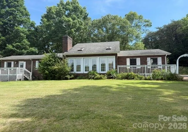1st image of 1764 Spurgeon Rd, Hickory, NC 28602 | MLS# 4390819