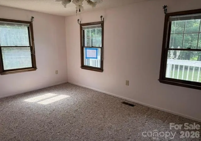 5th image of 1764 Spurgeon Rd, Hickory, NC 28602 | MLS# 4390819