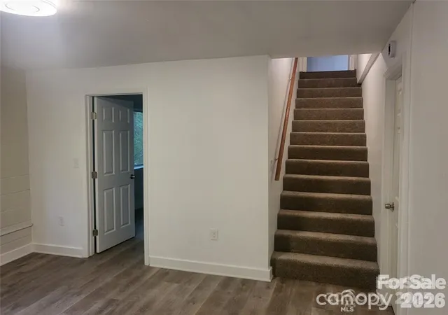 3rd image of 4731 Highlake Dr, Charlotte, NC 28215 | MLS# 4390845