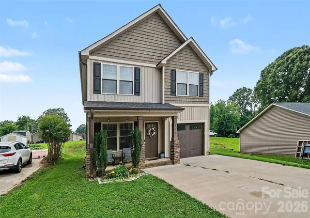 Photo 3 of Single family home for sale at 702 Margate Ave, Kannapolis, NC 28081 | MLS# 4390854 | Listing updated on 2026-09-19
