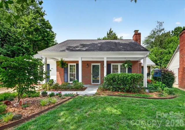 Photo 1 of Single family home for sale at 7306 Carrbridge Ln, Charlotte, NC 28226 | MLS# 4390862 | Listing updated on 2026-06-21