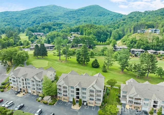 Homes for sale in Maggie Valley, NC | 65 Glenview Ln #3033, Maggie Valley, NC 28751 | MLS# 4390866