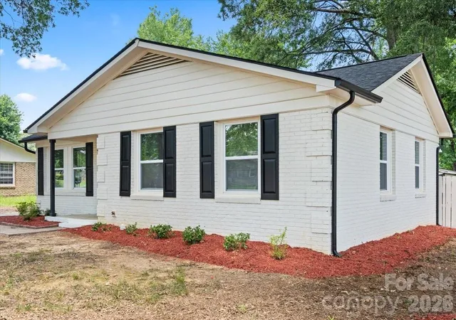 2nd image of 8006 Hemby Wood Dr, Indian Trail, NC 28079 | MLS# 4390897