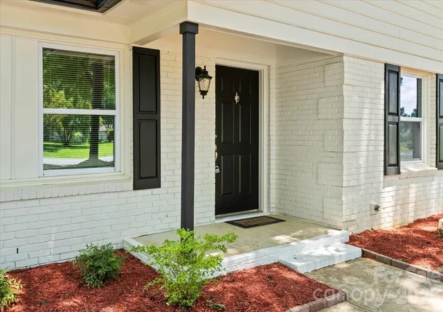 3rd image of 8006 Hemby Wood Dr, Indian Trail, NC 28079 | MLS# 4390897