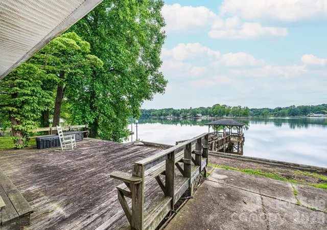 Photo 3 of Single family home for sale at 4566 Windward Ln, Catawba, NC 28609 | MLS# 4390926 | Listing updated on 2026-06-30