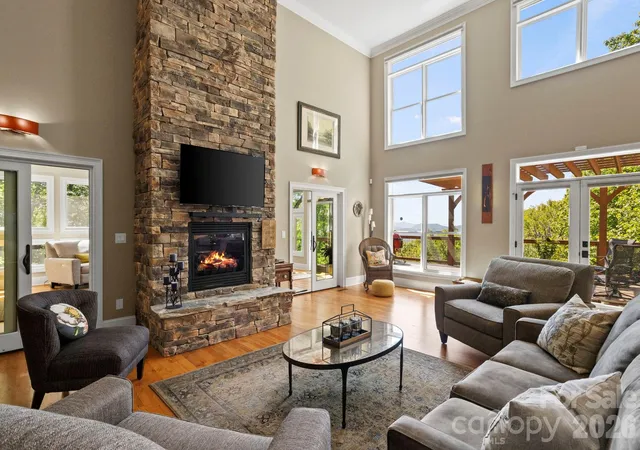 4th image of 426 Eagle Ridge Rd, Zirconia, NC 28790 | MLS# 4390931
