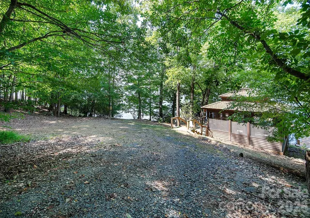 Homes for sale in Troy, NC | 221 Malabar Dr, Troy, NC 27371 | MLS# 4390950