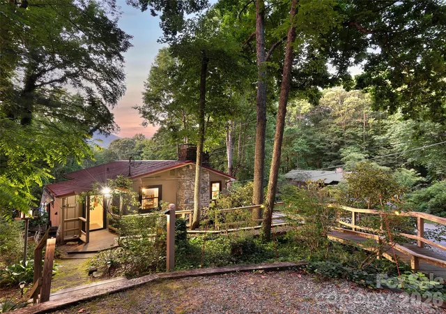 Photo 4 of Single family home for sale at 290 Dogwood Dr, Maggie Valley, NC 28751 | MLS# 4390974 | Listing updated on 2026-08-26