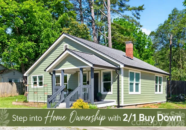 Photo 1 of Single family home for sale at 440 Carolina Ave, Brevard, NC 28712 | MLS# 4390978 | Listing updated on 2026-10-12