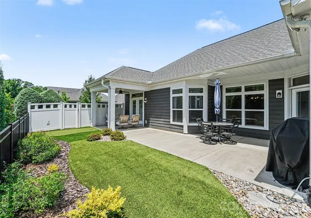 38th image of 12005 Grove Crossing Dr, Huntersville, NC 28078 | MLS# 4391005
