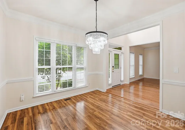 Photo 2 of Single family home for sale at 2940 Shady Reach Ln, Charlotte, NC 28214 | MLS# 4391013 | Listing updated on 2026-08-17