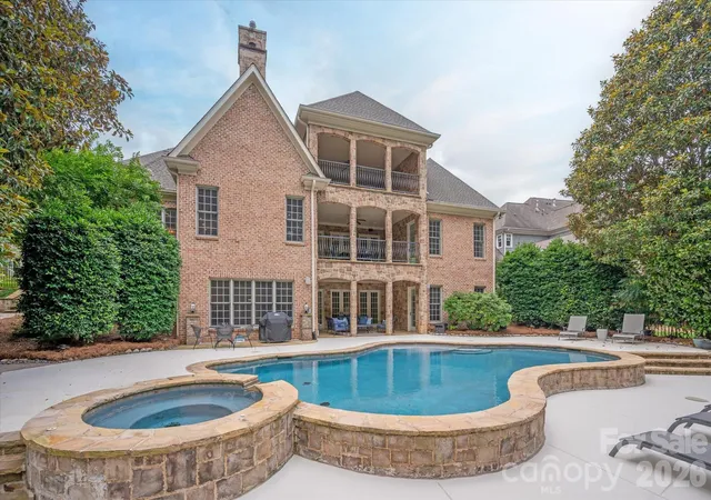 Homes for sale in Fort Mill, SC | 731 Mendenhall Ct, Fort Mill, SC 29715 | MLS# 4391016