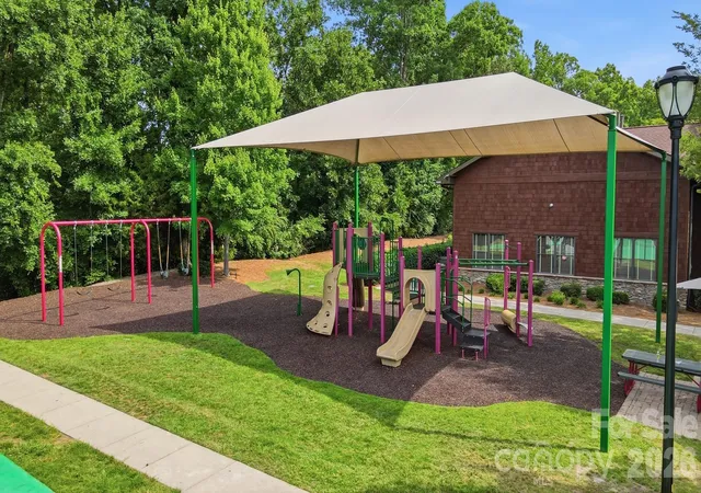 Photo 3 of Single family home for sale at 3537 Arnica Ct, Fort Mill, SC 29708 | MLS# 4391023 | Listing updated on 2026-09-05