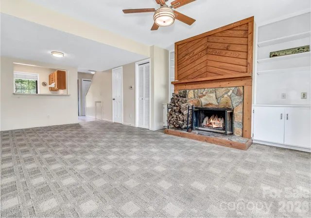 Homes for sale in Columbus, NC | 2881 White Oak Mountain Rd, Columbus, NC 28722