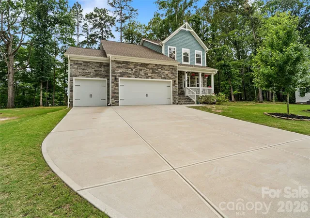 Homes for sale in Midland, NC | 5532 Angus Dr, Midland, NC 28107 | MLS# 4391041