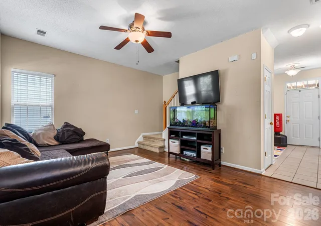 Photo 4 of Single family home for sale at 118 Devon Forest Dr, Mooresville, NC 28115 | MLS# 4391077 | Listing updated on 2026-09-02