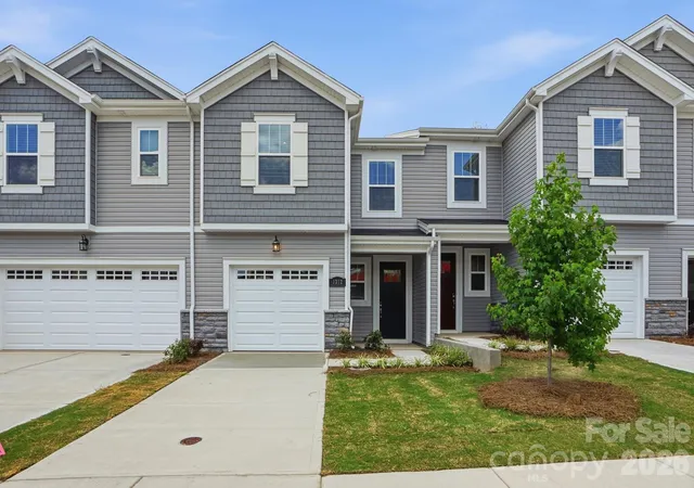 Townhouse for sale at 1312 Vibrant Rd, Charlotte, NC 28215 | MLS# 4391092