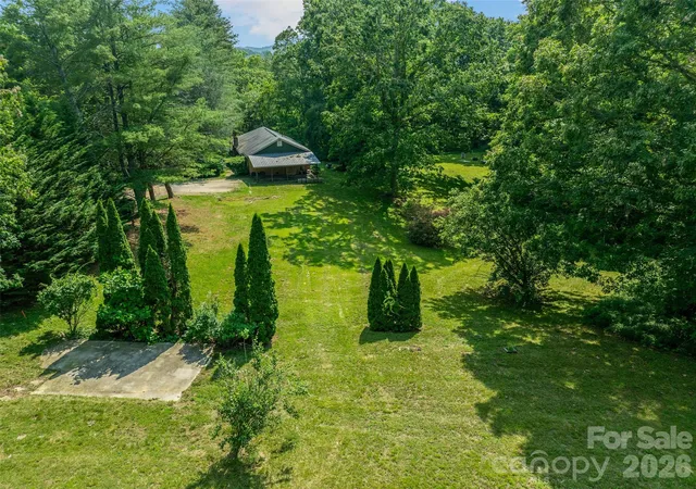 Photo 4 of Land for sale at 18 Luckenbach Dr, Fairview, NC 28730 | MLS# 4391122 | Listing updated on 2026-07-01