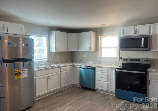 Photo 3 of Multi family home for sale at 112 Van Buren St, Gaffney, SC 29340 | MLS# 4391125 | Listing updated on 2026-06-22