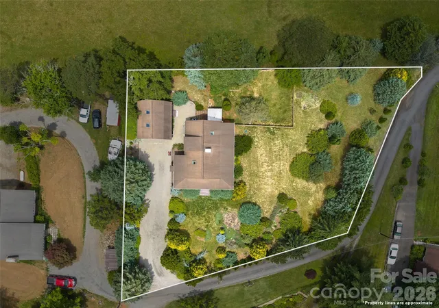 37th image of 7 Hope Ln, Weaverville, NC 28787 | MLS# 4391127