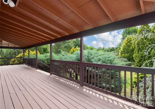 Photo 4 of Single family home for sale at 7 Hope Ln, Weaverville, NC 28787 | MLS# 4391127 | Listing updated on 2026-07-13