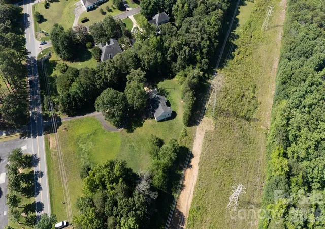 5th image of 1933 Pleasant Rd, Fort Mill, SC 29708 | MLS# 4391166