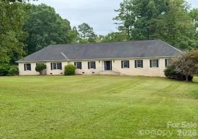 Photo 1 of Single family home for sale at 128 Temple Ln, Blacksburg, SC 29702 | MLS# 4391169 | Listing updated on 2026-07-30
