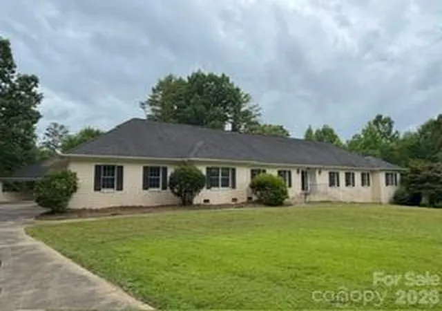 Photo 2 of Single family home for sale at 128 Temple Ln, Blacksburg, SC 29702 | MLS# 4391169 | Listing updated on 2026-07-30