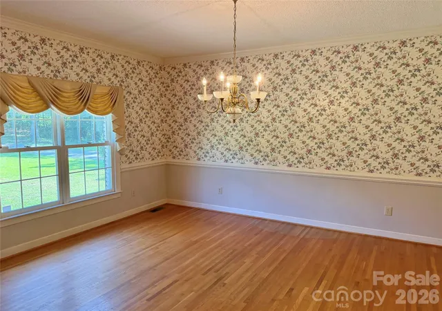 Photo 5 of Single family home for sale at 128 Temple Ln, Blacksburg, SC 29702 | MLS# 4391169 | Listing updated on 2026-07-30