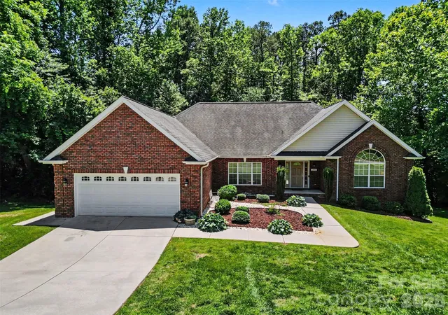1st image of 1436 20th Avenue Pl Ne, Hickory, NC 28601 | MLS# 4391197