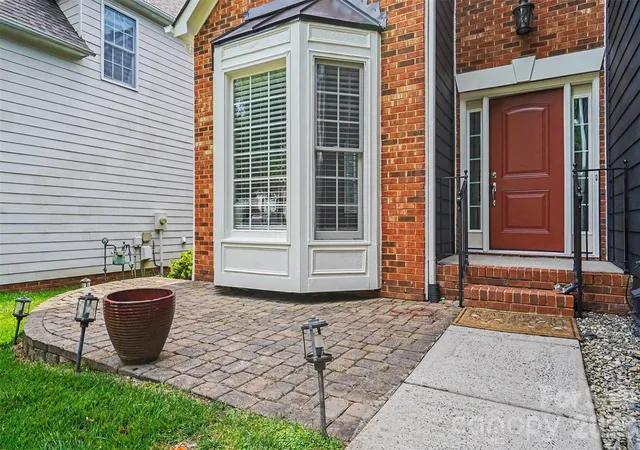 4th image of 1926 Dunhill Dr, Charlotte, NC 28205 | MLS# 4391223