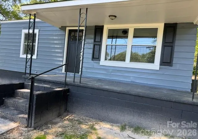 Photo 2 of Sale Pending at 701 N Scruggs St, Gastonia, NC 28052 | MLS# 4391238 | Listing updated on 2026-10-04