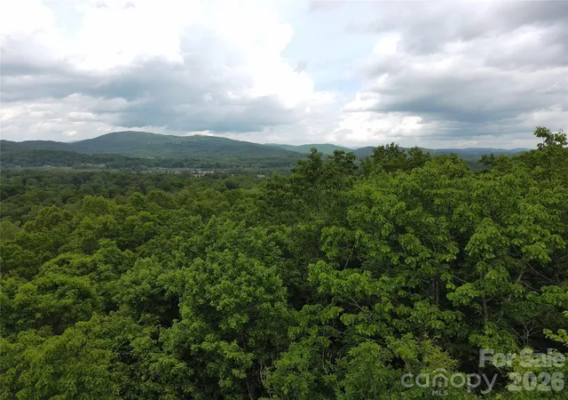1st image of Lot 17 Northview Dr, Hendersonville, NC 28791 | MLS# 4391277