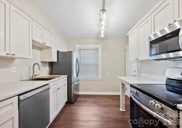 2nd image of 107 S Laurel Ave #101A, Charlotte, NC 28207 | MLS# 4391289