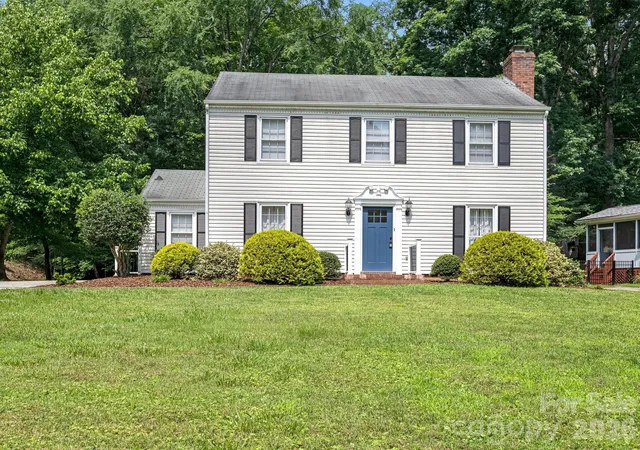 1st image of 11510 Painted Tree Rd, Charlotte, NC 28226 | MLS# 4391290