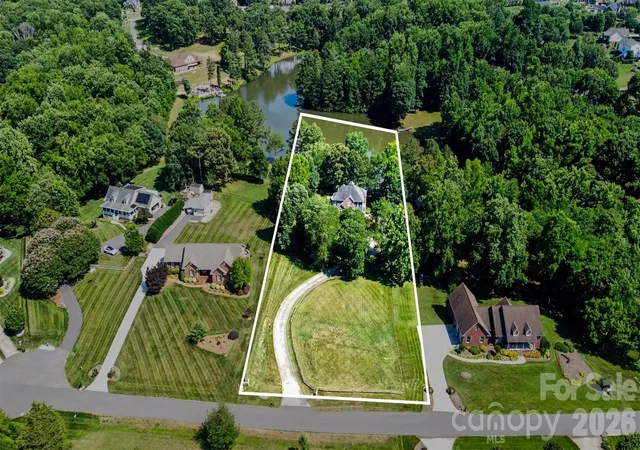 Homes for sale in Statesville, NC | 162 Twin Lakes Dr, Statesville, NC 28625 | MLS# 4391300
