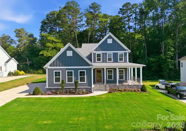 Photo 1 of Single family home for sale at 3218 Player Ct, Salisbury, NC 28144 | MLS# 4391301 | Listing updated on 2026-08-03