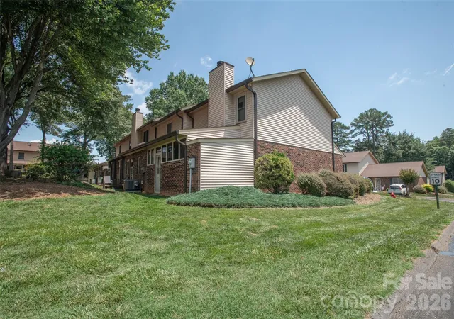 Photo 3 of Townhouse for sale at 1330 5th Street NE #131, Hickory, NC 28601 | MLS# 4391303 | Listing updated on 2026-09-18