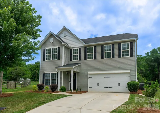 1st image of 304 Boysenberry Dr, China Grove, NC 28023 | MLS# 4391338