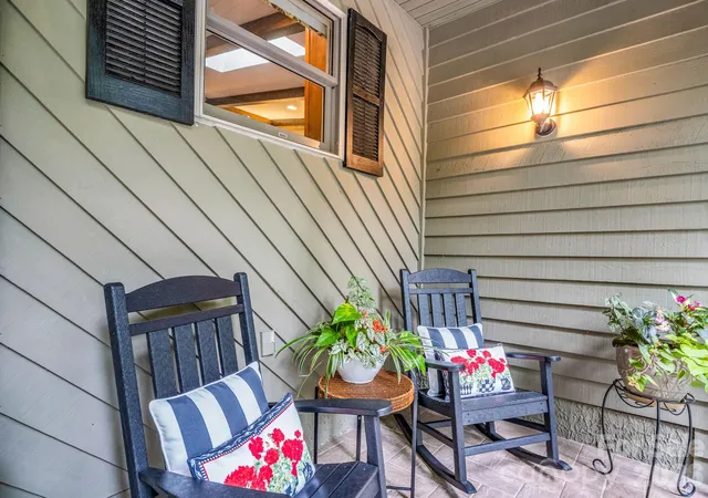 Photo 3 of Single family home for sale at 558 Middle Connestee Trl, Brevard, NC 28712 | MLS# 4391380 | Listing updated on 2026-08-28