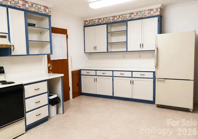 3rd image of 328 Brookwood Dr, Salisbury, NC 28146 | MLS# 4391384