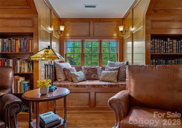 3rd image of 76 Edgelawn Rd, Asheville, NC 28804 | MLS# 4391400