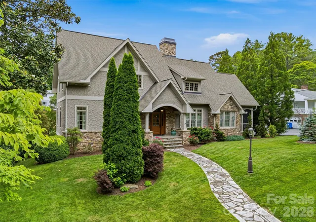 Photo 2 of Single family home for sale at 76 Edgelawn Rd, Asheville, NC 28804 | MLS# 4391400 | Listing updated on 2026-10-01