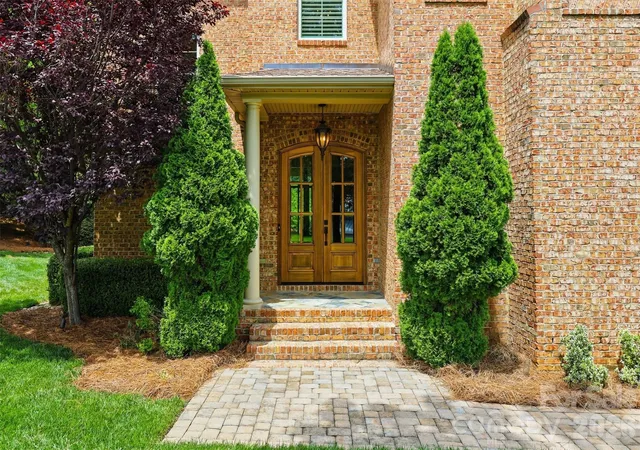 Photo 2 of Single family home for sale at 3531 Aqua Point Dr, York, SC 29745 | MLS# 4391405 | Listing updated on 2026-08-31