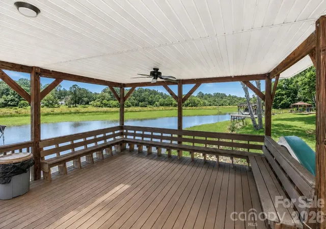 Homes for sale in Statesville, NC | 105 Lake Top Ln, Statesville, NC 28677 | MLS# 4391427